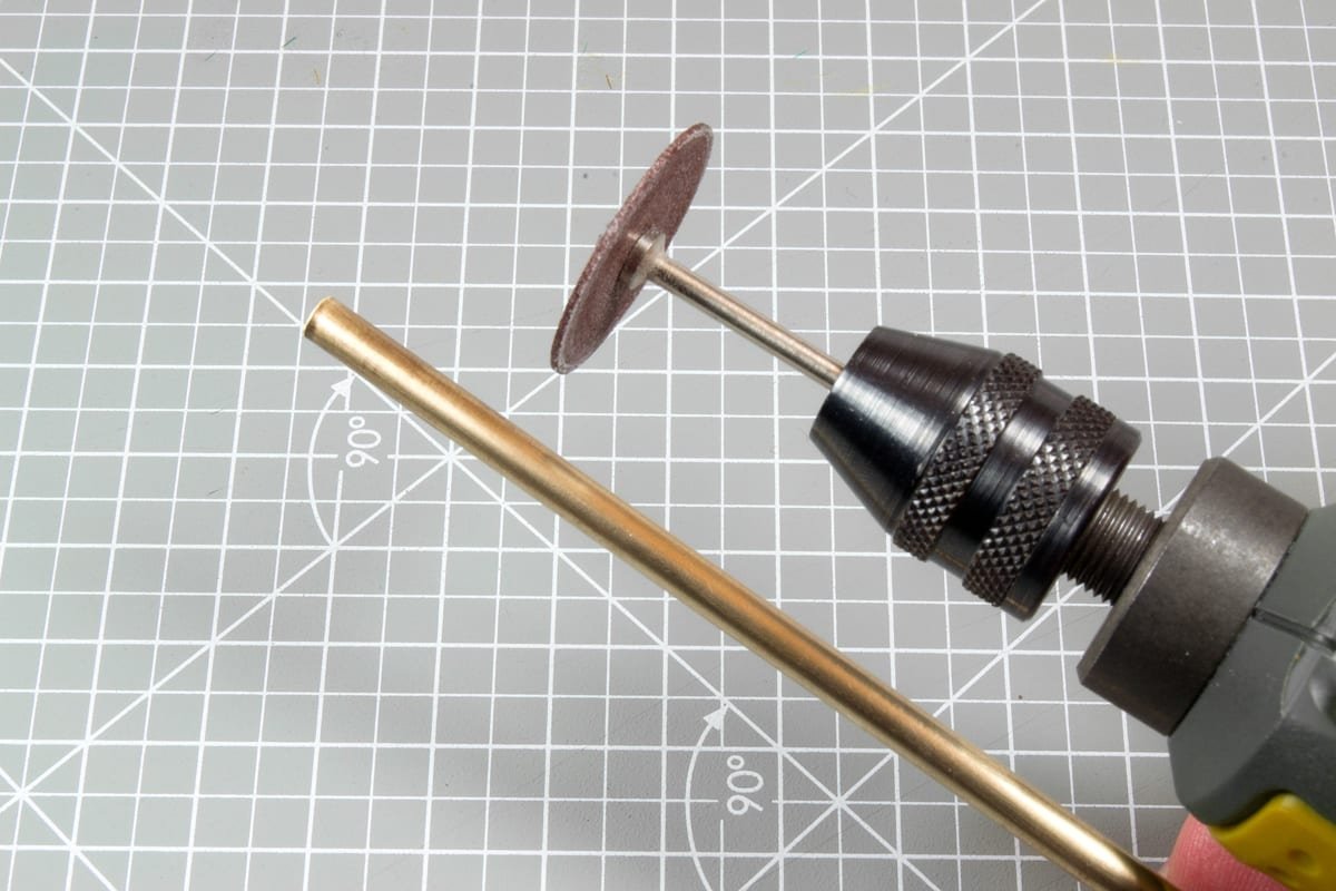 AK Interactive AK9110 BRASS PIPES 1.1MM Ø. 5 UNITS. – imagen 4