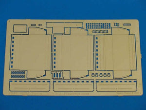 Aber 48025 Cromwell Mk.IV - partie 3 - cosses latérales (TAM) 1/48