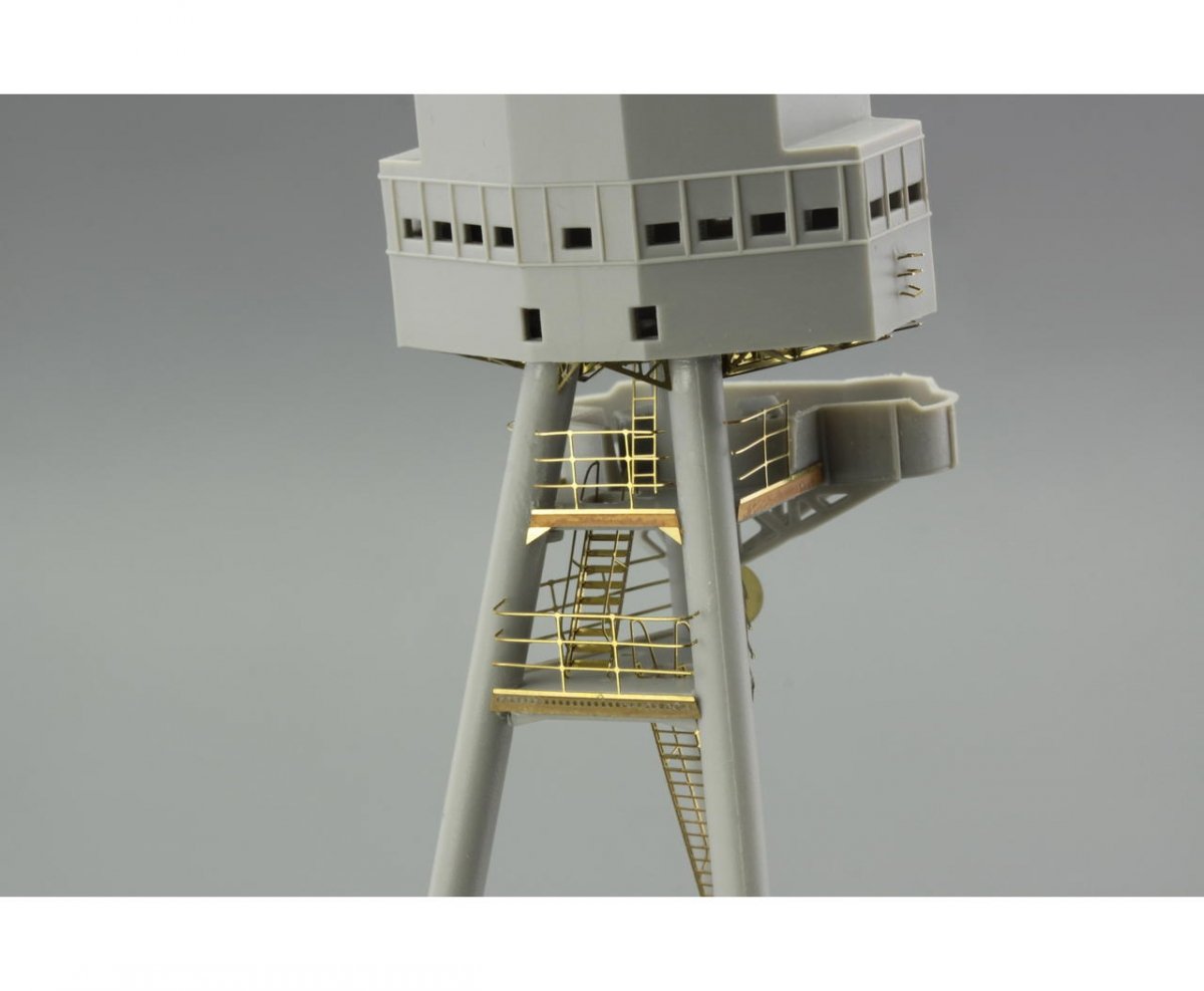 Eduard 53110 USS Arizona part 4 - main top TRUMPETER 1/200 – Bild 6