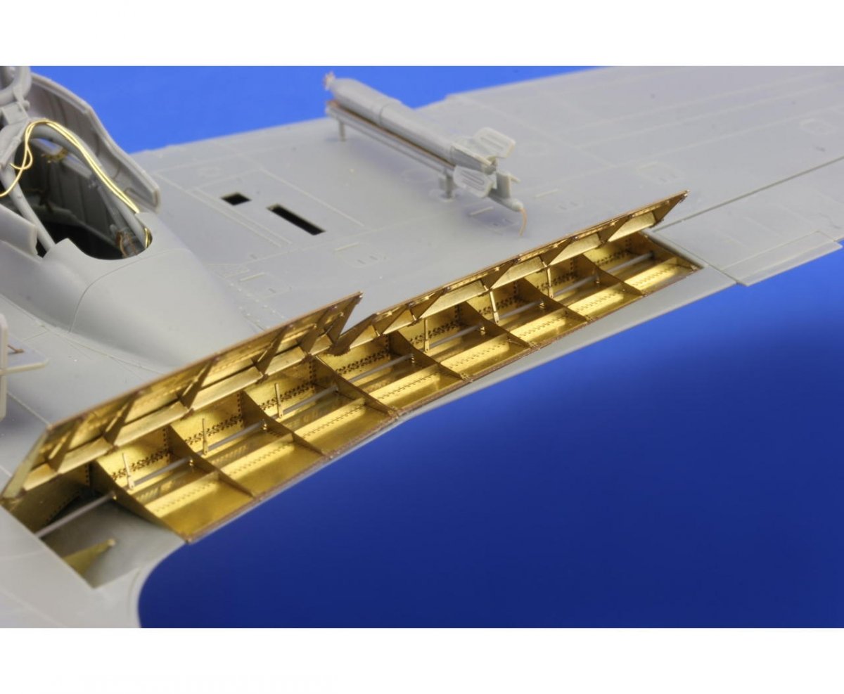 Eduard 48739 Il-2m3 landing flaps 1/48 Tamiya – immagine 3