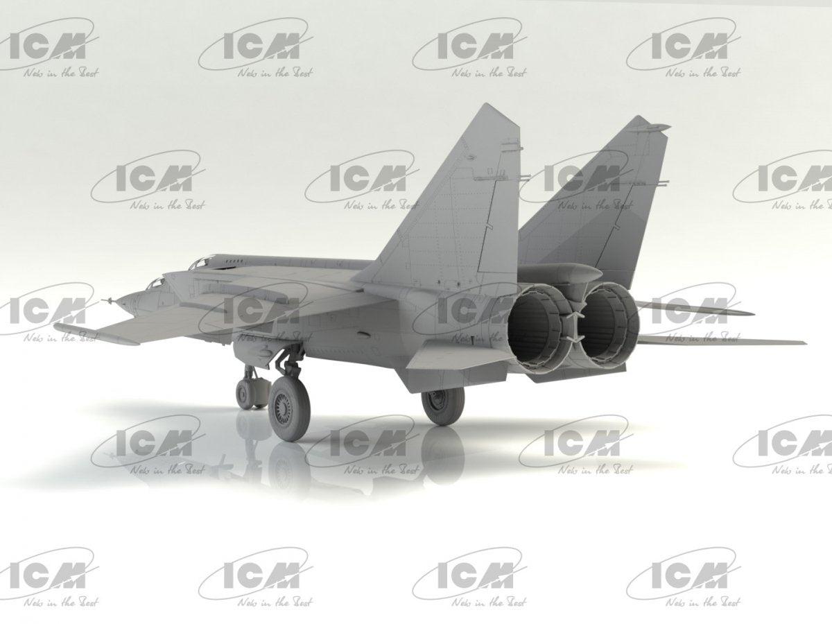 ICM 72178 MiG-25PU Soviet Training Aircraft 1/72 – imagen 5