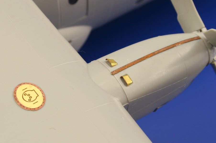 Eduard 72461 C-130H exterior 1/72 ITALERI – imagen 5