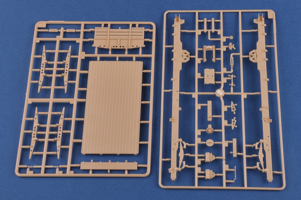 Hobby Boss 85510 Russian KrAZ-260 Cargo Truck 1/35 – Bild 13