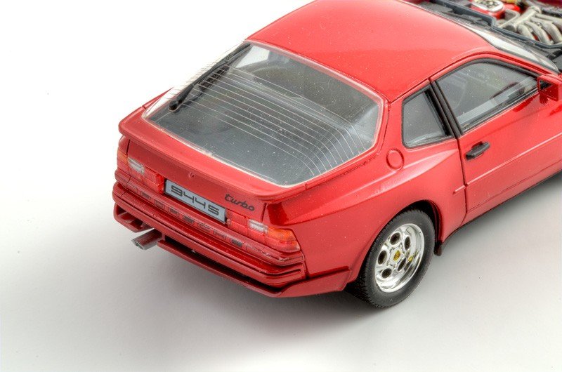 Italeri 3659 Porsche 944 S 1/24 – zdjęcie 4