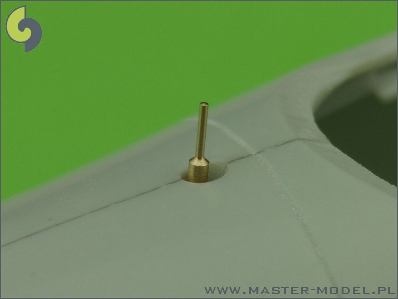 Master AM-32-041 He-162 Salamander - armament and detail set (MG 151 barrel tips, nose gear indicator and Pitot Tube) 1/32 – immagine 3
