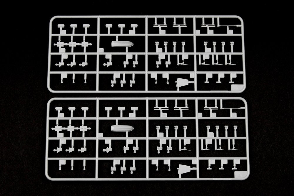 Trumpeter 05785 AOE Fast Combat Support Ship USS Sacramento (AOE-1) 1/700 – immagine 5