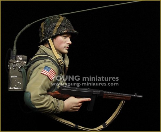 Young Miniatures YM1885 US Airborne Radio Operator CARENTAN 1944 1/10 – zdjęcie 5