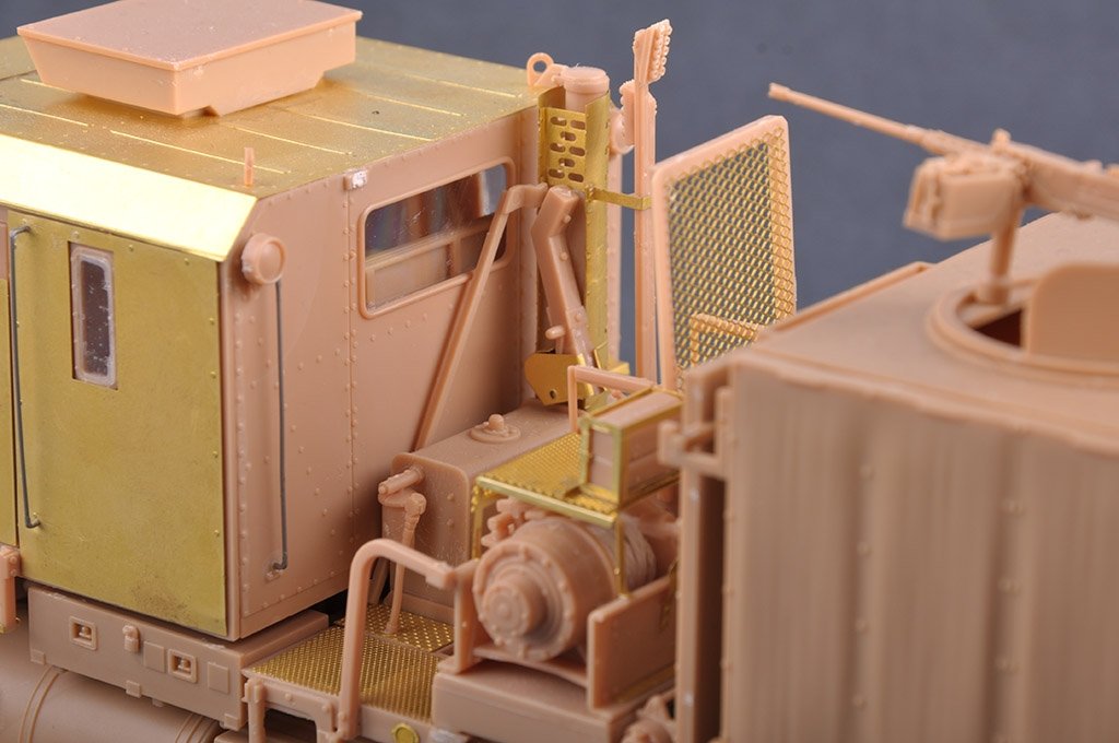 Hobby Boss 85525 M1070 Gun Truck 1/35 – zdjęcie 26
