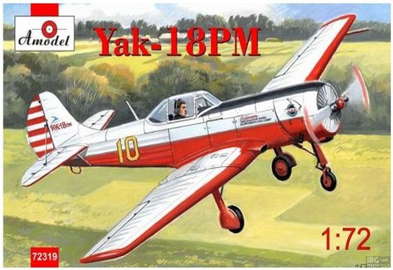 Modèle A 72319 Yak-18PM 1/72