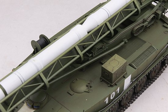 Trumpeter 09545 2P16 Launcher with Missile of 2k6 Luna (FROG-5) 1/35 – immagine 10