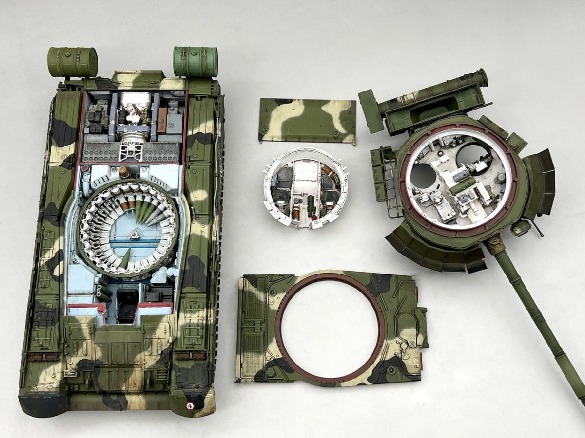 Amusing Hobby 35A060 Russian Main Battle Tank T-80U - Full interior kit 1/35 – zdjęcie 4