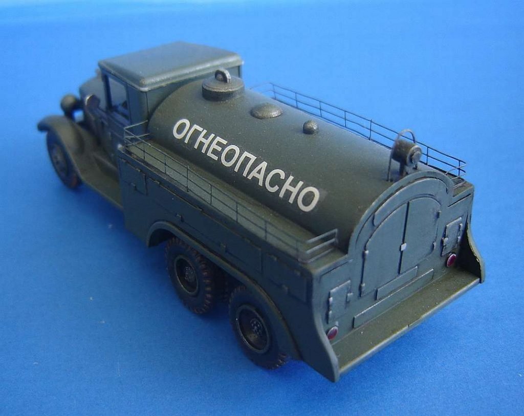 PST 72021 Fuel Truck BZ-35 1/72 – Bild 6