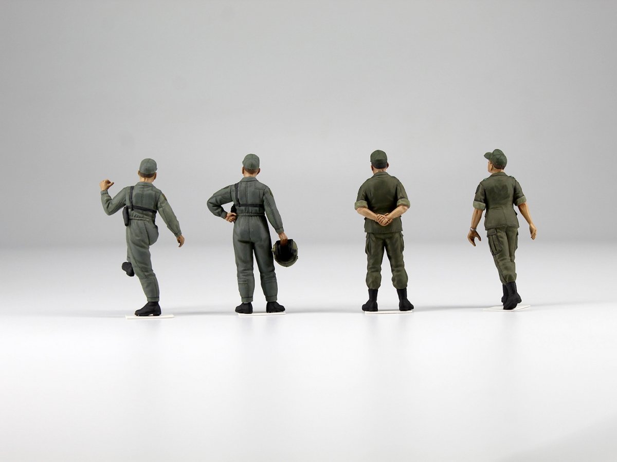 ICM 53101 Pilotes d&amp;#39;hélicoptères américains (années 1960-1970) 1/35  – image 15