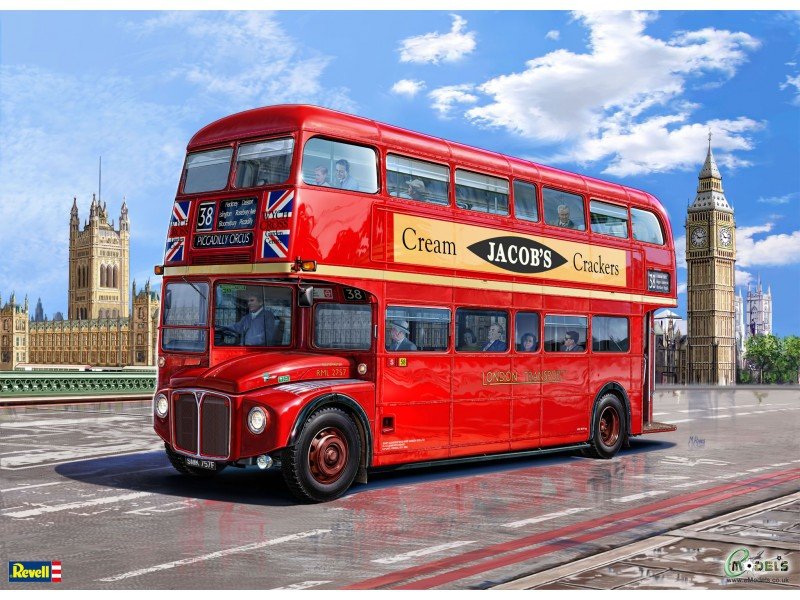 Revell 07651 London Bus AEC Routemaster 1/24