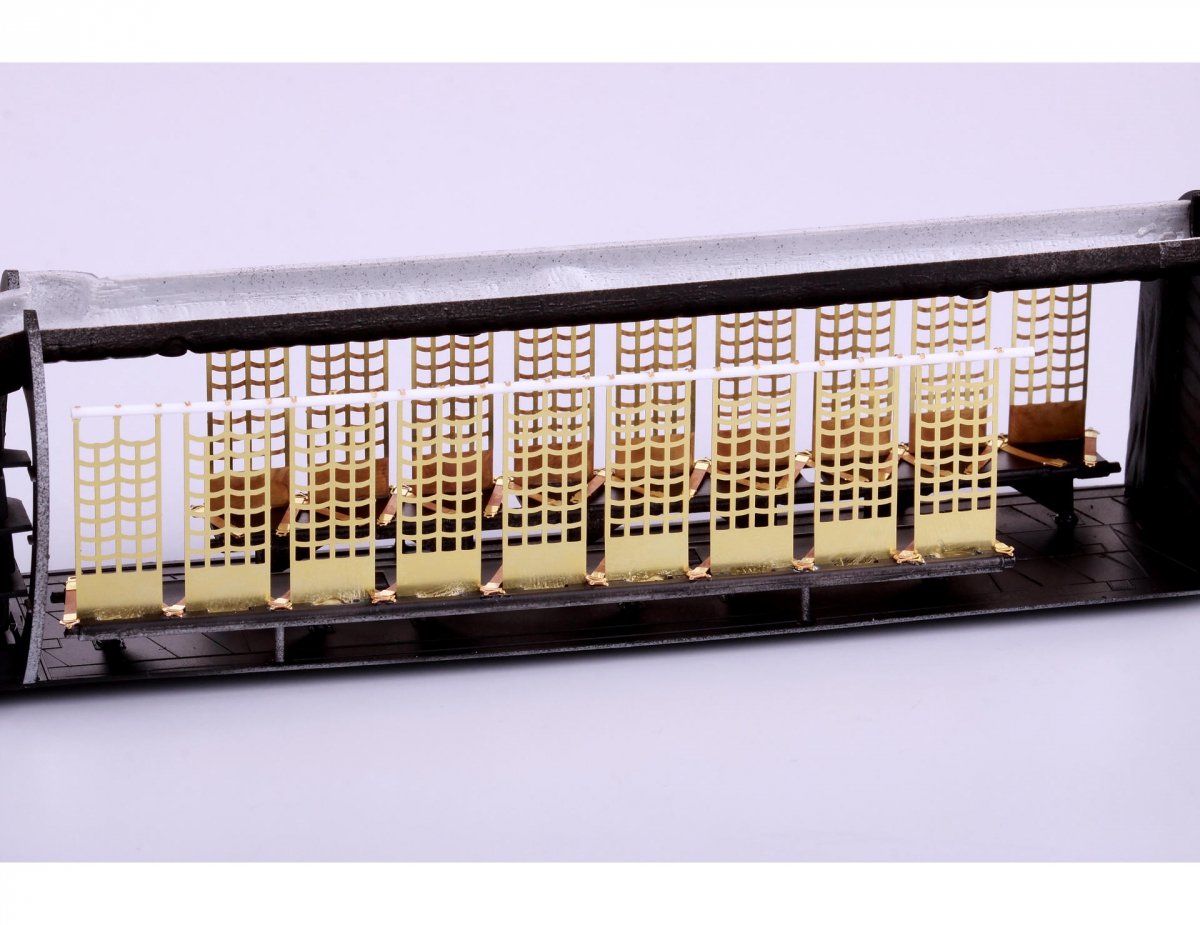 Eduard 49820 H-21C cargo interior seats STEEL ITALERI 1/48 – immagine 3