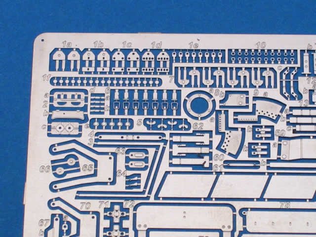 Aber 35200 German light tank Pz.Kpfw. 38(t) Ausf. E/F/G - vol.1 - basic set 1/35 – immagine 2
