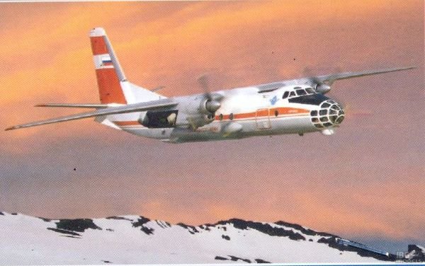 A-Model 72223 AN-30 D 1/72