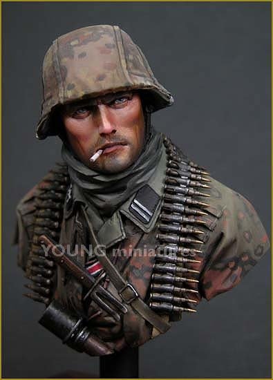 Young Miniatures YM1804 German Waffen SS Ardennes 1944 1/10 – Bild 4