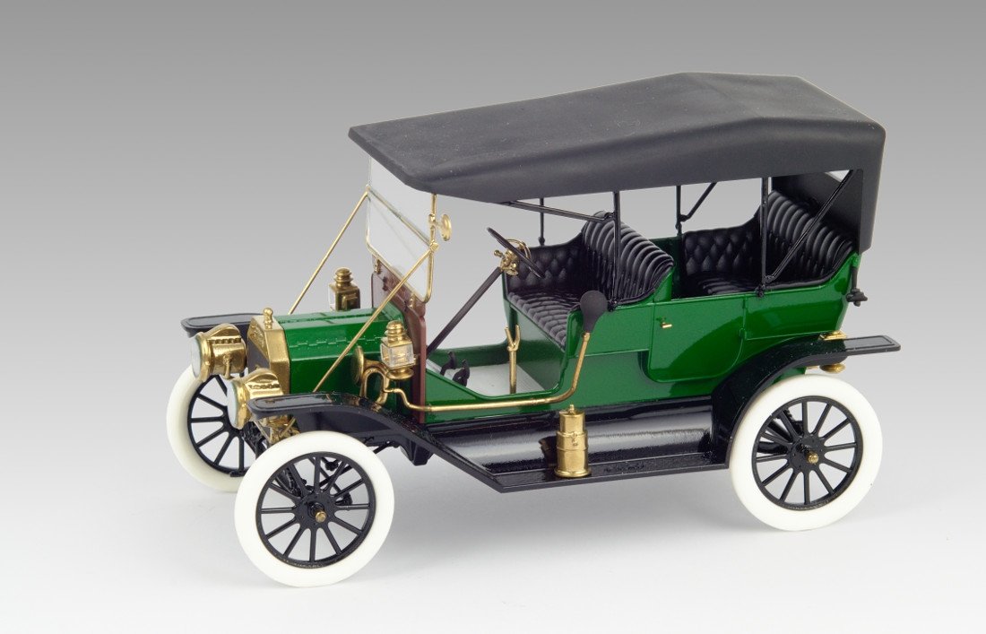 ICM 24002 Model T 1911 Touring, American Passenger Car 1/24 – immagine 3