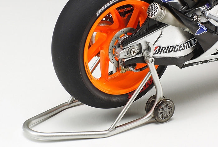 Tamiya 14130 Repsol Honda RC213V 14 – zdjęcie 10