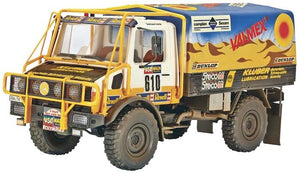 Revell 07450 Mercedes Benz Unimog U1300L Rallye 1/24