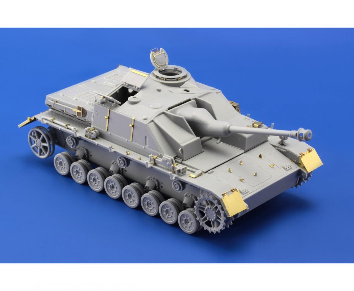 Eduard 36282 StuG.IV last production Dragon – image 4
