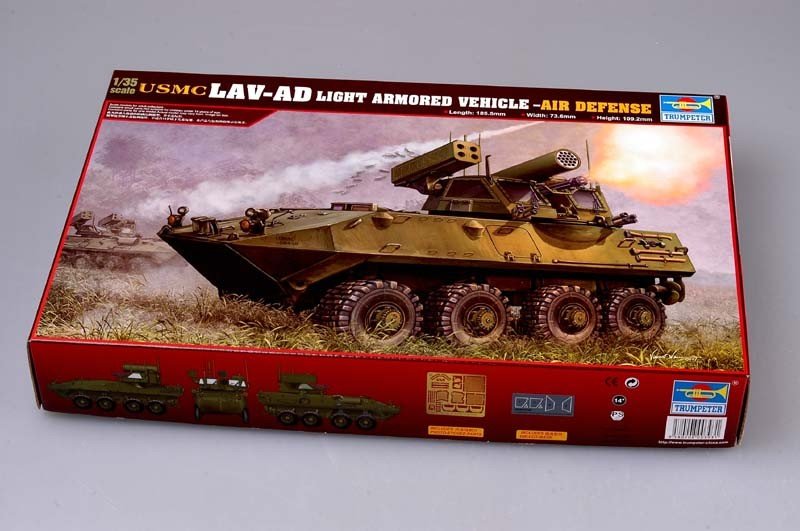 Trumpeter 00393 USMC LAV-AD Light Armored Vehicle-Air Defense 1/35 – image 2