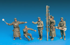 MiniArt 35315 GERMAN FELDGENDARMERIE. SPECIAL EDITION 1/35 – zdjęcie 3