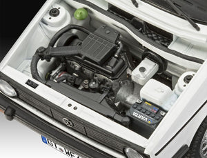 Coffret cadeau Revell 05636 - 50 ans de VW Golf 1 1/24 – image 8