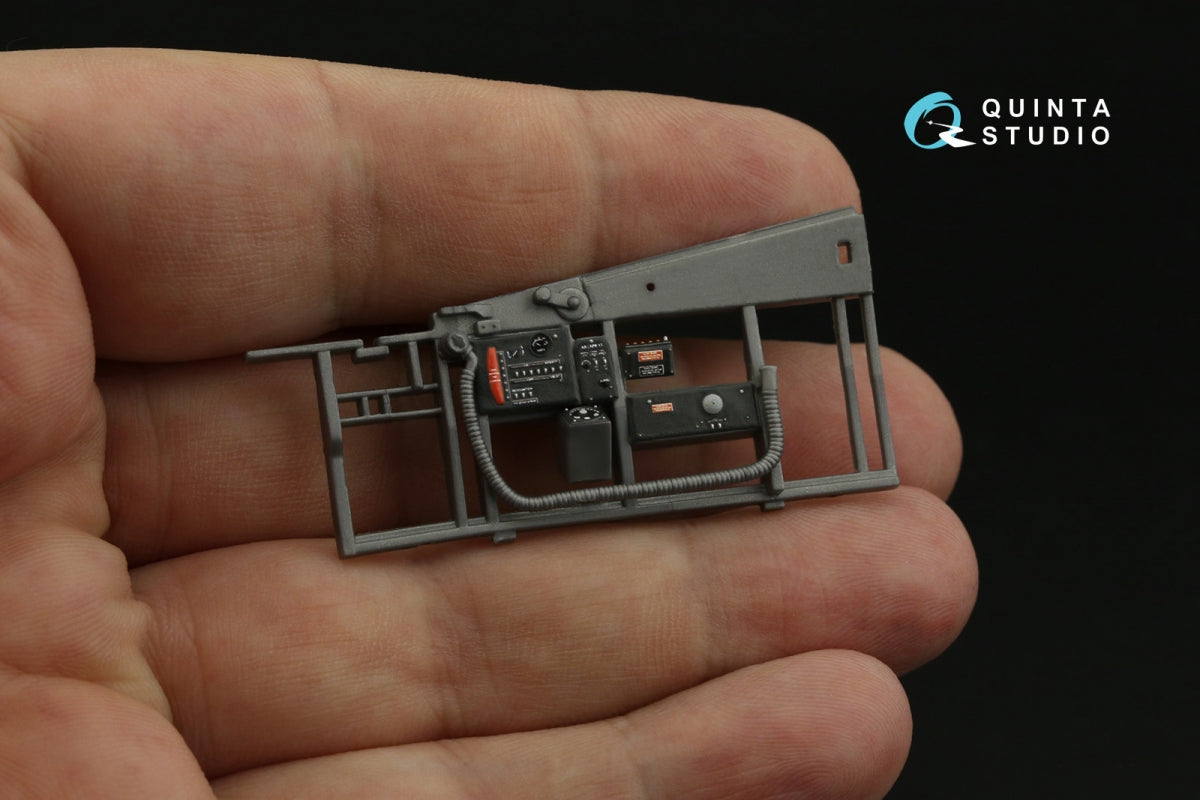 Quinta Studio QDS-32145 P-51D Mustang 3D-Printed &amp;amp; coloured Interior on decal paper (Zoukei-Mura SWS) (Small version) 1/32 – immagine 4