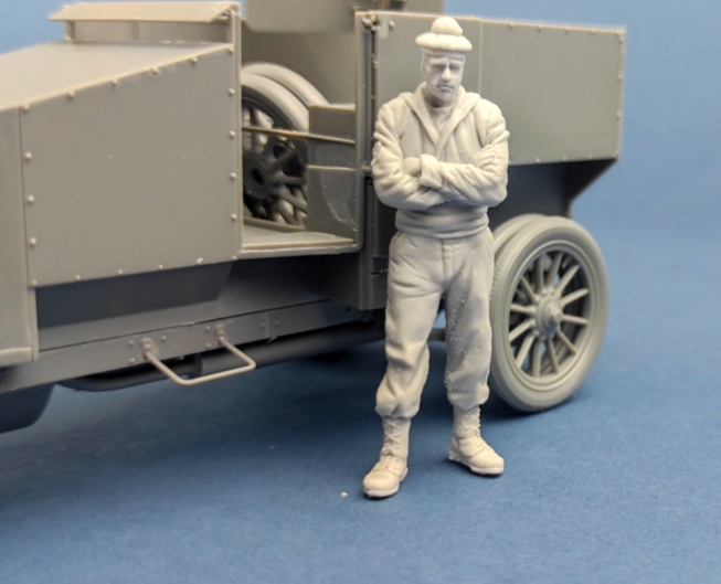Copper State Models F35-033 French marine armored car standing crewman 1/35 – image 2