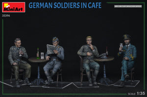 MiniArt 35396 GERMAN SOLDIERS IN CAFE 1/35 – Bild 3