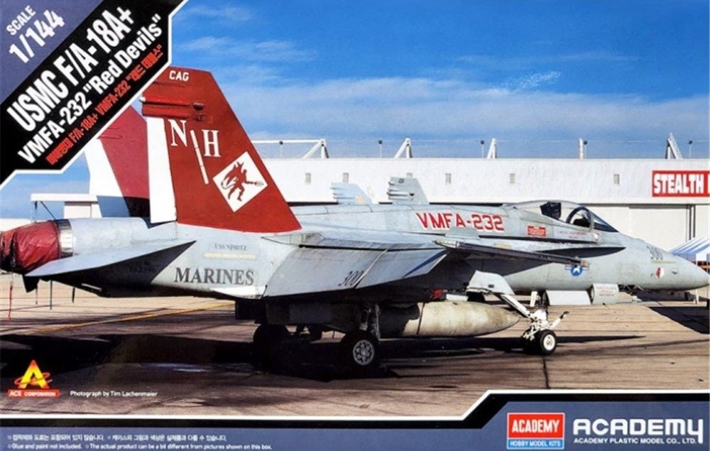 Academy 12627 USMC F/A-18A+ VMFA-232 &amp;quot;Red Devils&amp;quot; 1/144