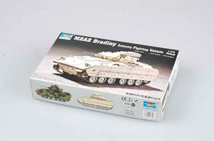 Trumpeter 07296 Véhicule de combat M2A2 Bradley (1/72) – image 2