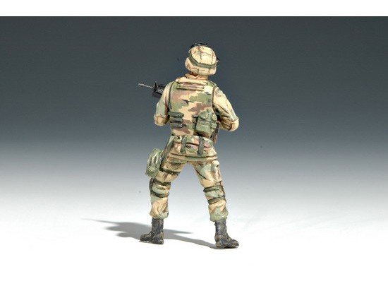 Trumpeter 00410 US101st Airborne Division Crew 1/35 – immagine 8