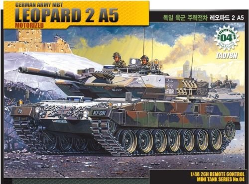 Maquette Academy 13310 Leopard avec moteur 1/48