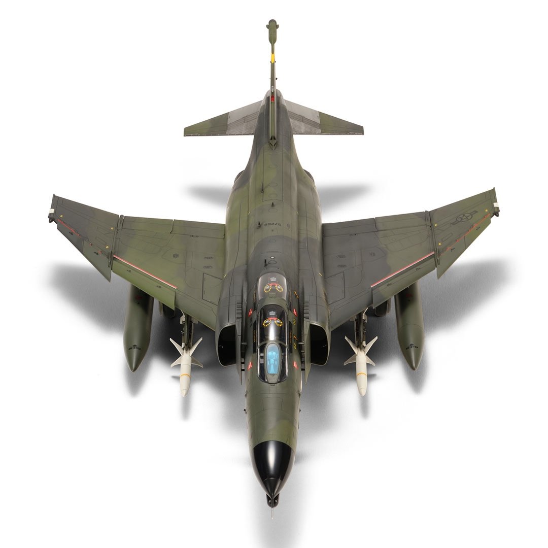 Zoukei-Mura SWS4814 F-4EG Phantom II WILD WEASEL V 1/48 – Bild 3