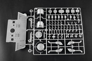 Trumpeter 00948 German Tiger II Heavy Tank - Porsche Turret Early Production 1/16 – immagine 52