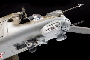 Zvezda 4823 Mi-24V/VP Hélicoptère d&amp;#39;attaque soviétique 1/48 – image 7