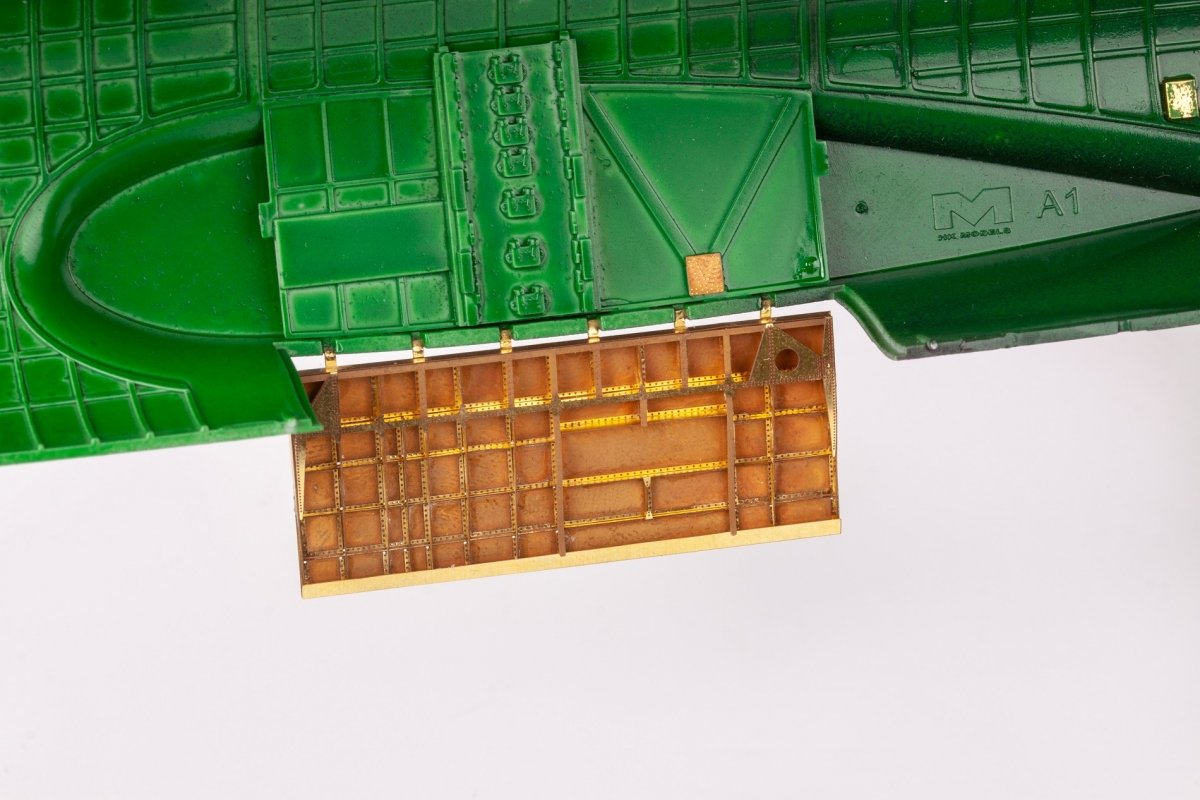 Eduard 491184 B-17F bomb bay HKM 1/48 – Bild 3
