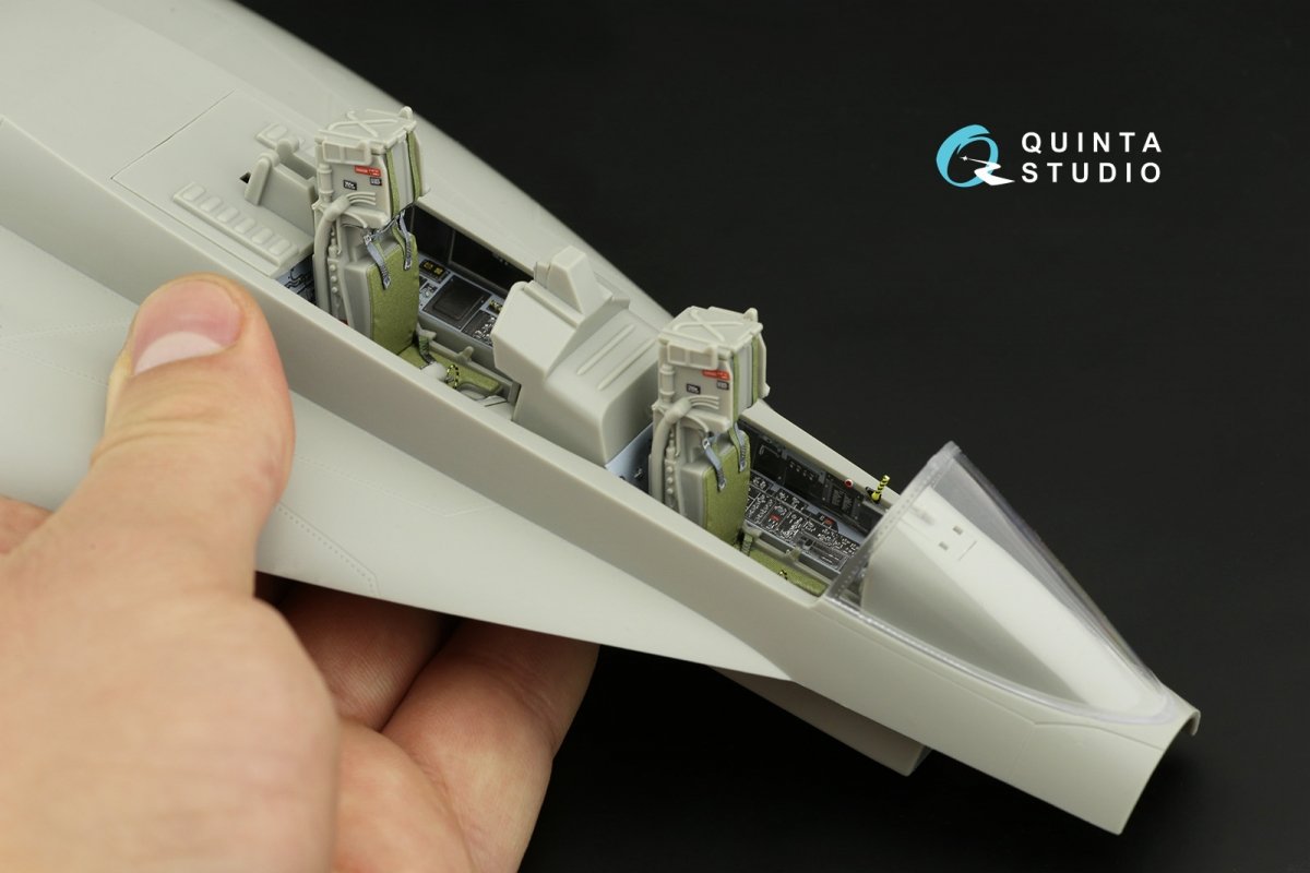 Quinta Studio QD32100 F/A-18F late / EA-18G 3D-Printed &amp;amp; coloured Interior on decal paper (Trumpeter) 1/32 – Bild 9