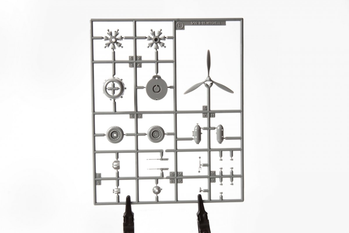 Eduard 2139 GUNN´s BUNNY Limited edition 1/72 – imagen 11
