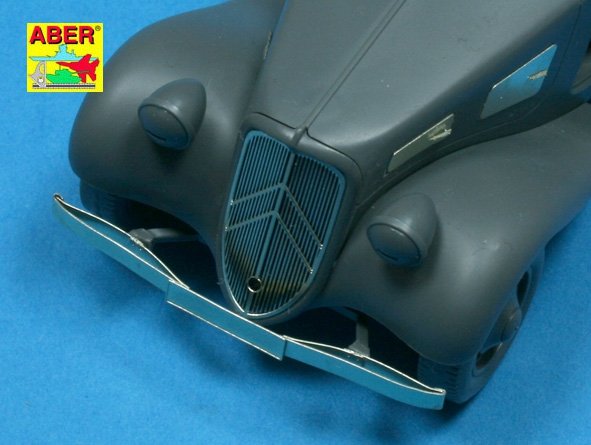 Aber 35231 Citroen Traction 11CV Staff Car 1/35 – immagine 4