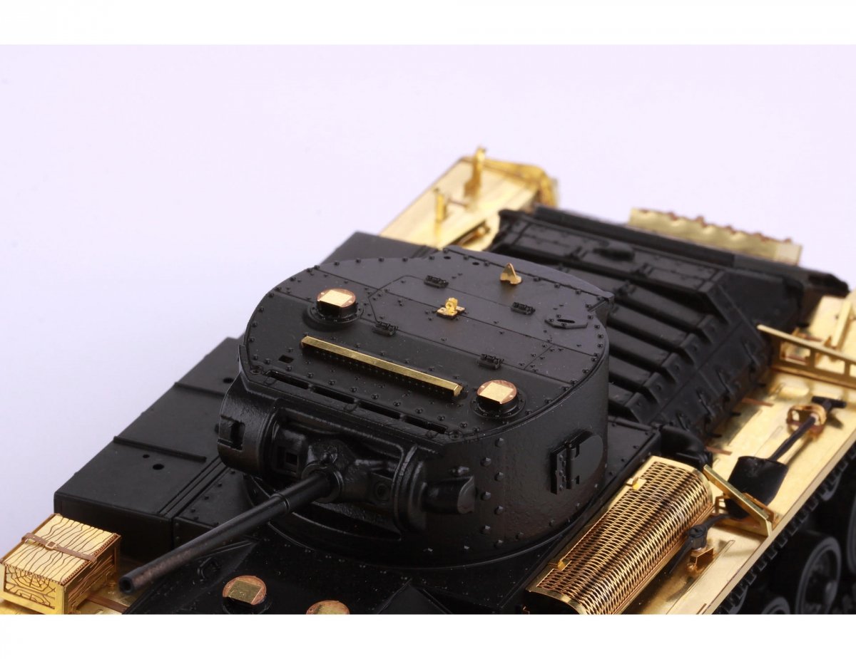 Eduard BIG3588 Valentine Mk. II/ IV w/ desert fenders TAMIYA 1/35 – Bild 3