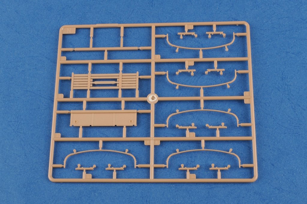 Hobby Boss 83831 US GMC CCKW-352 Steel Cargo Truck 1/35 – immagine 5