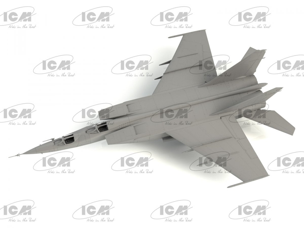 ICM 72178 MiG-25PU Soviet Training Aircraft 1/72 – imagen 3