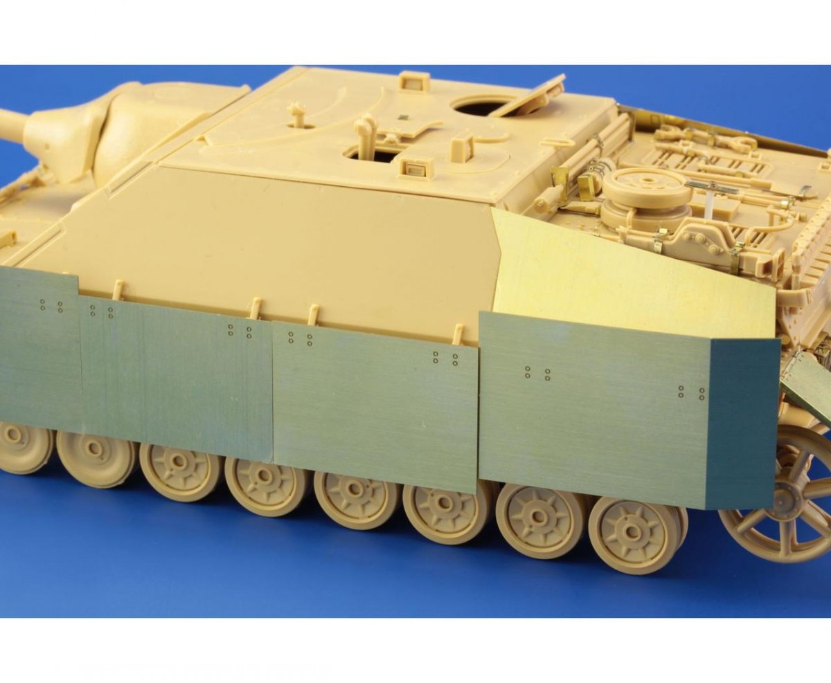 Eduard 36310 Jagdpanzer IV (70) Lang Schürzen TAMIYA 1/35 – immagine 5