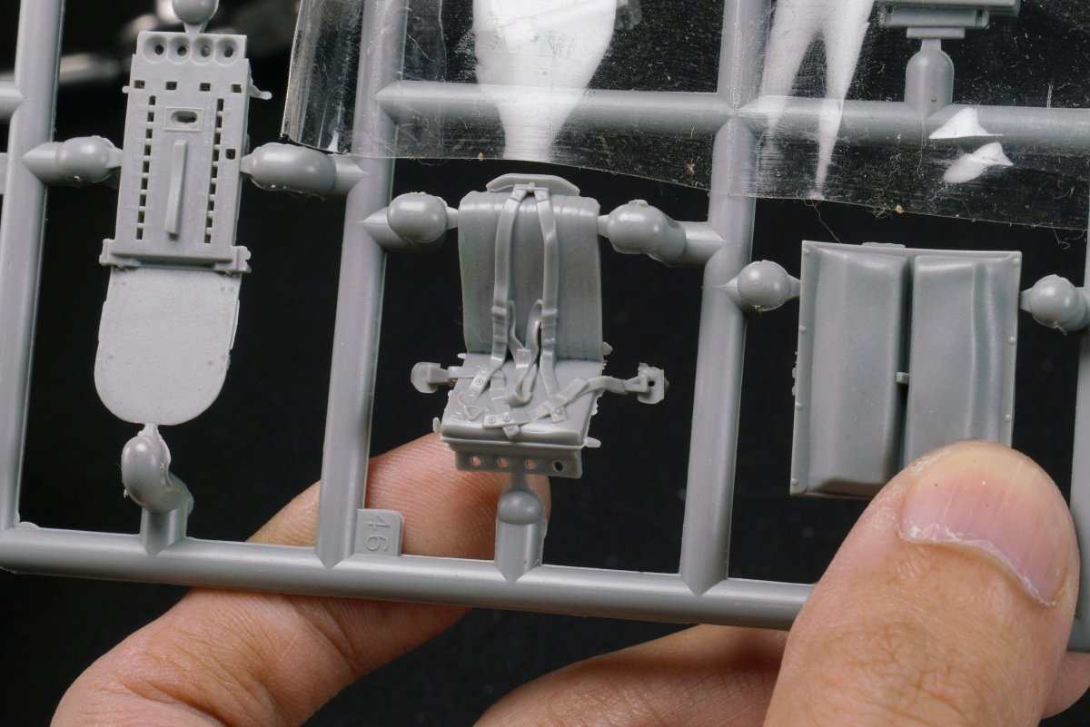 Maquette Border BF-010 Avro Lancaster B Mk.I/III avec intérieur complet 1/32 – image 18
