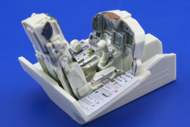 Eduard 49367 EF-2000 Typhoon Single Seater 1/48 Revell – immagine 6