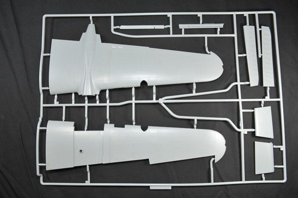 HK Models 01E02 B-25J Mitchell &amp;quot;Strafer&amp;quot; 1/32 – immagine 12